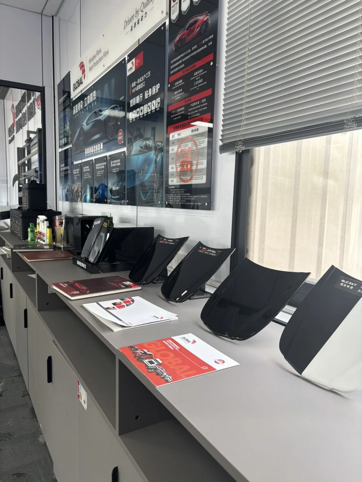 百莱创宝丰旗舰店展示区实景